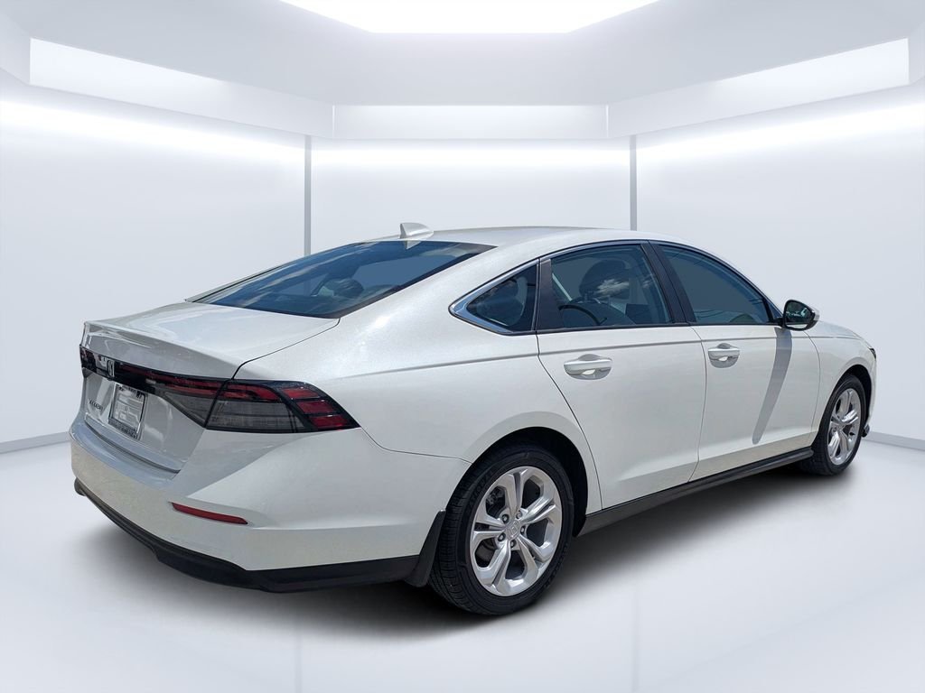 Used 2024 White Honda LX image 3
