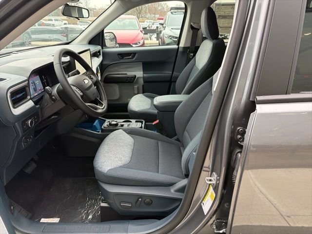 2025 Ford Maverick XLT - Photo 9