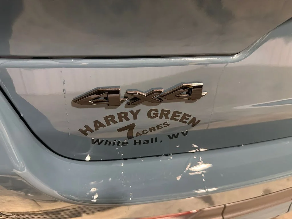 New 2026 Steel Blue Exterior Paint Jeep Limited Reserve image 9