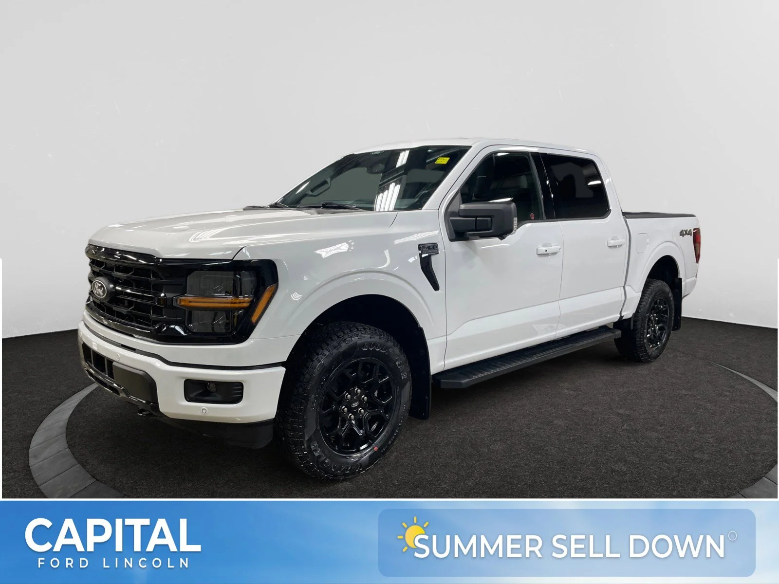 New 2026 Oxford White Ford XLT image 1