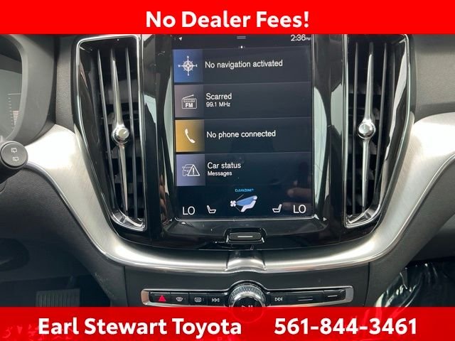 Used 2019 White Volvo T5 Momentum image 52