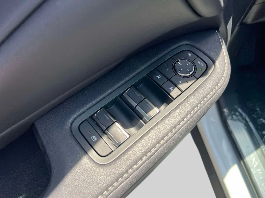 New 2026 Wind Chill Pearl Lexus  350 PREMIUM AWD image 17