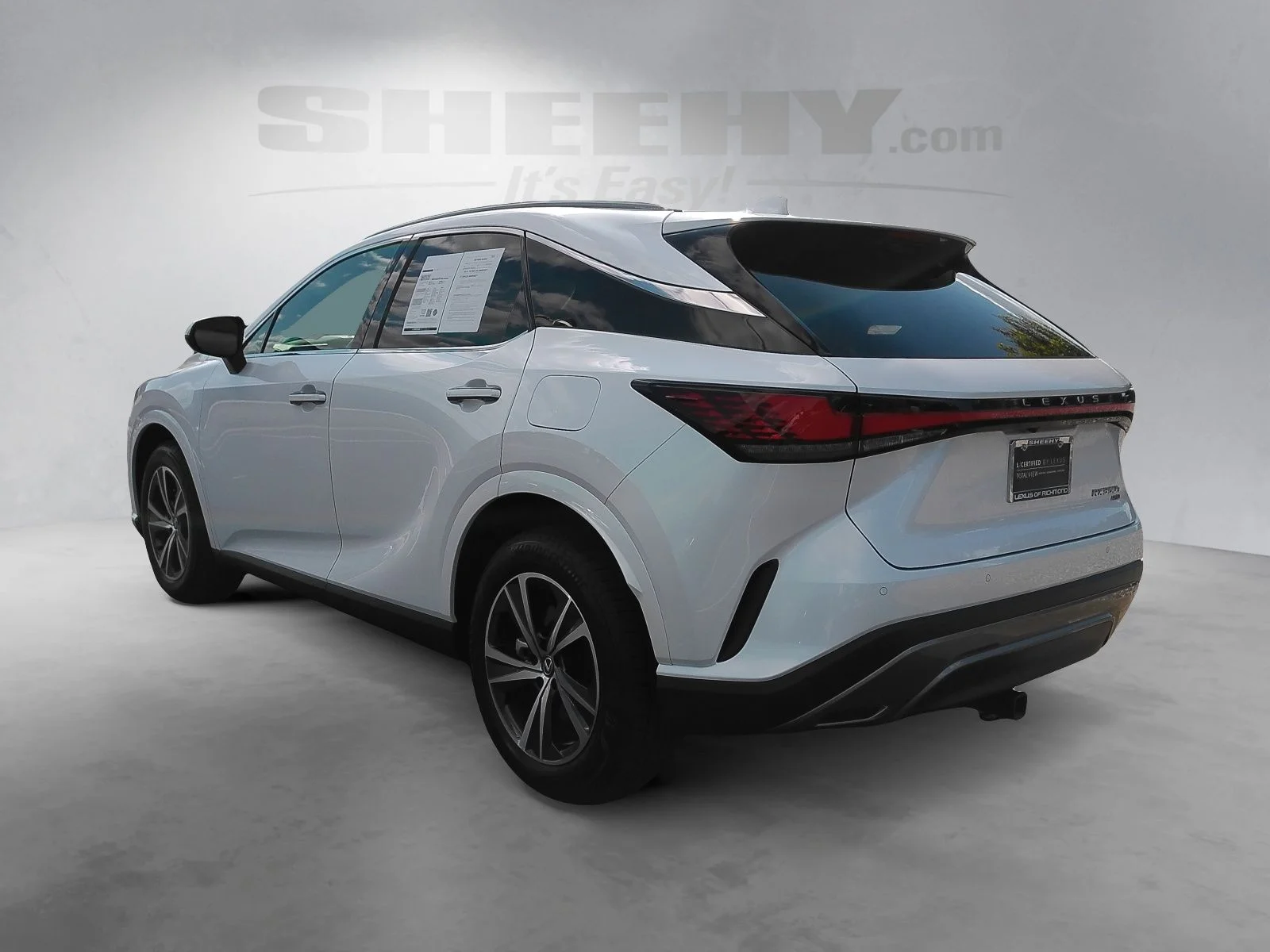 Used 2024 White Lexus 350h Premium image 15