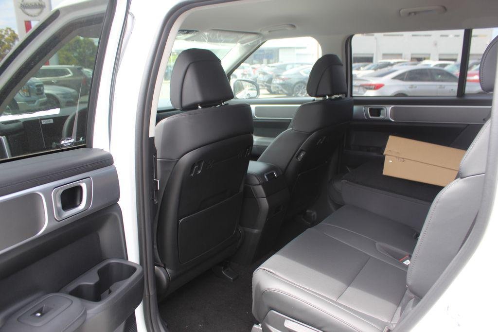 New 2026 White Hyundai SEL image 17