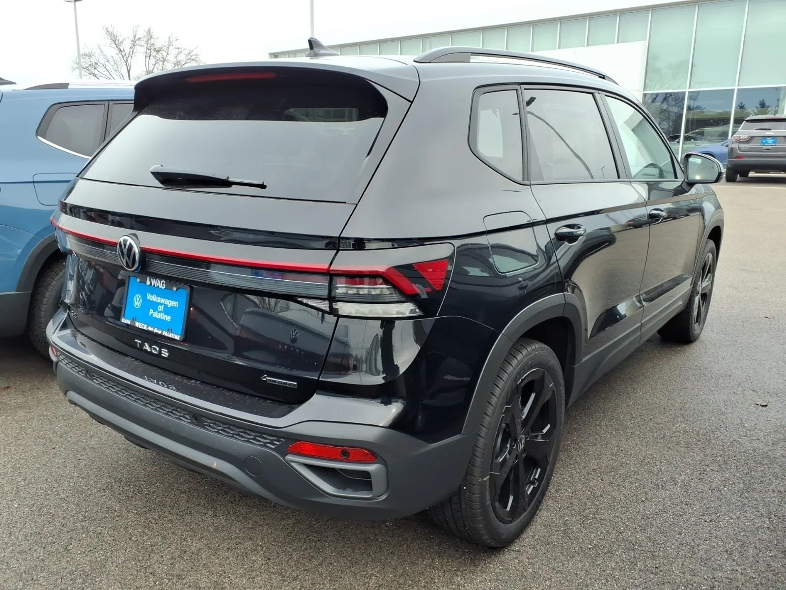 New 2026 Deep Black Pearl Volkswagen SE BLACK 4MOTION image 4