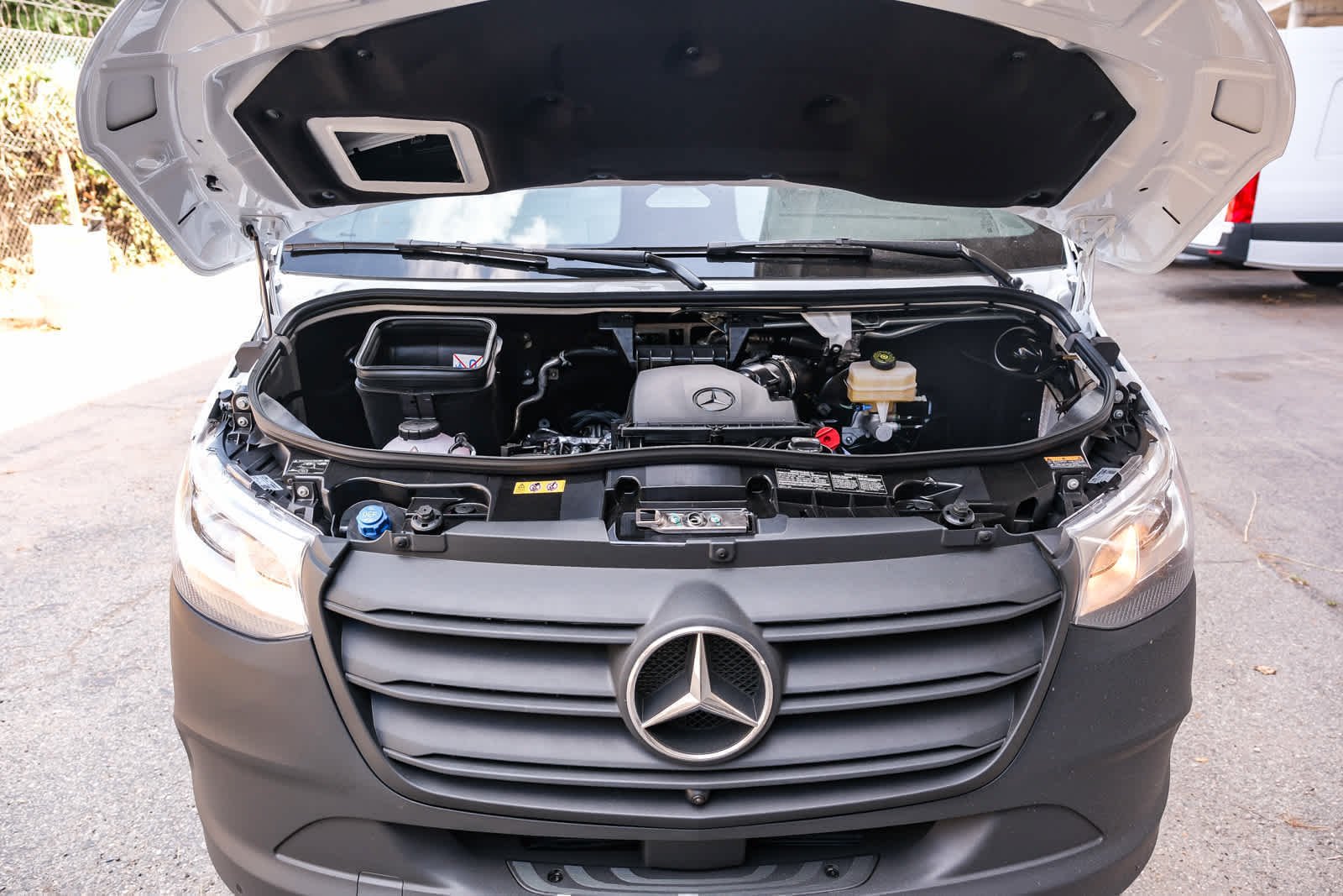 New 2026 Arctic White Mercedes-Benz Cargo 170WB High Roof RWD 2.0L I4 Diesel Turbo HO image 45
