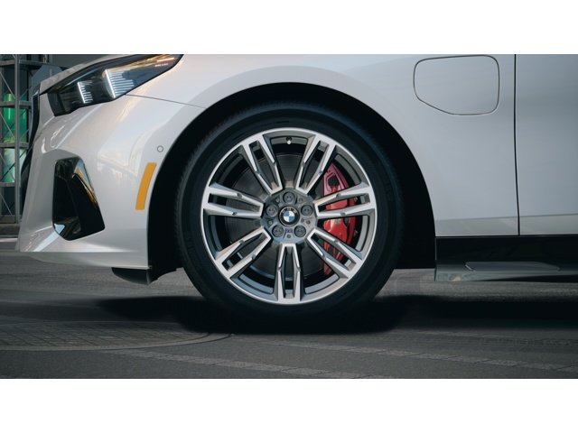 New 2027 Brooklyn Grey Metallic BMW  image 7