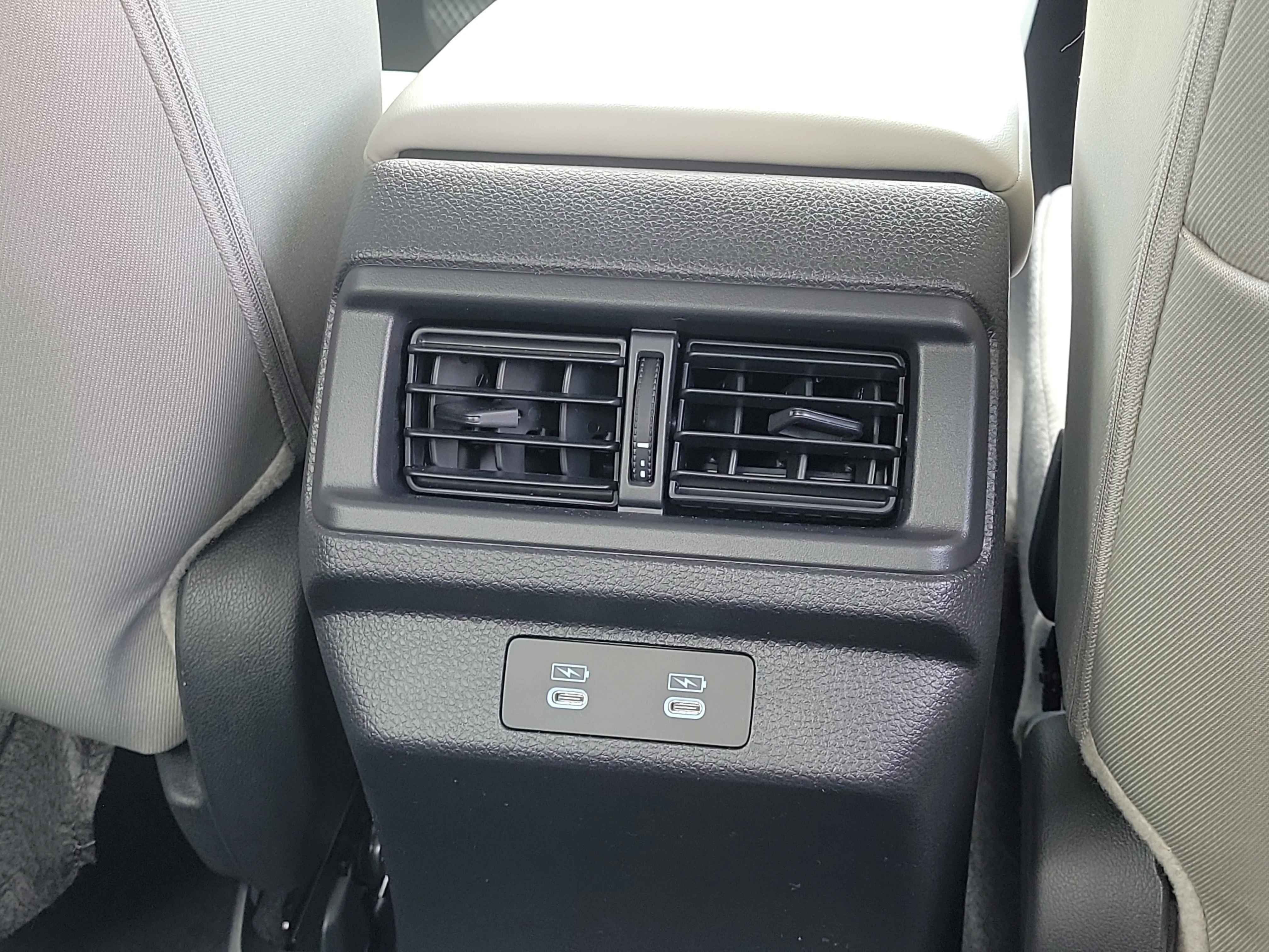 New 2026 Platinum White Pearl Honda LX image 6