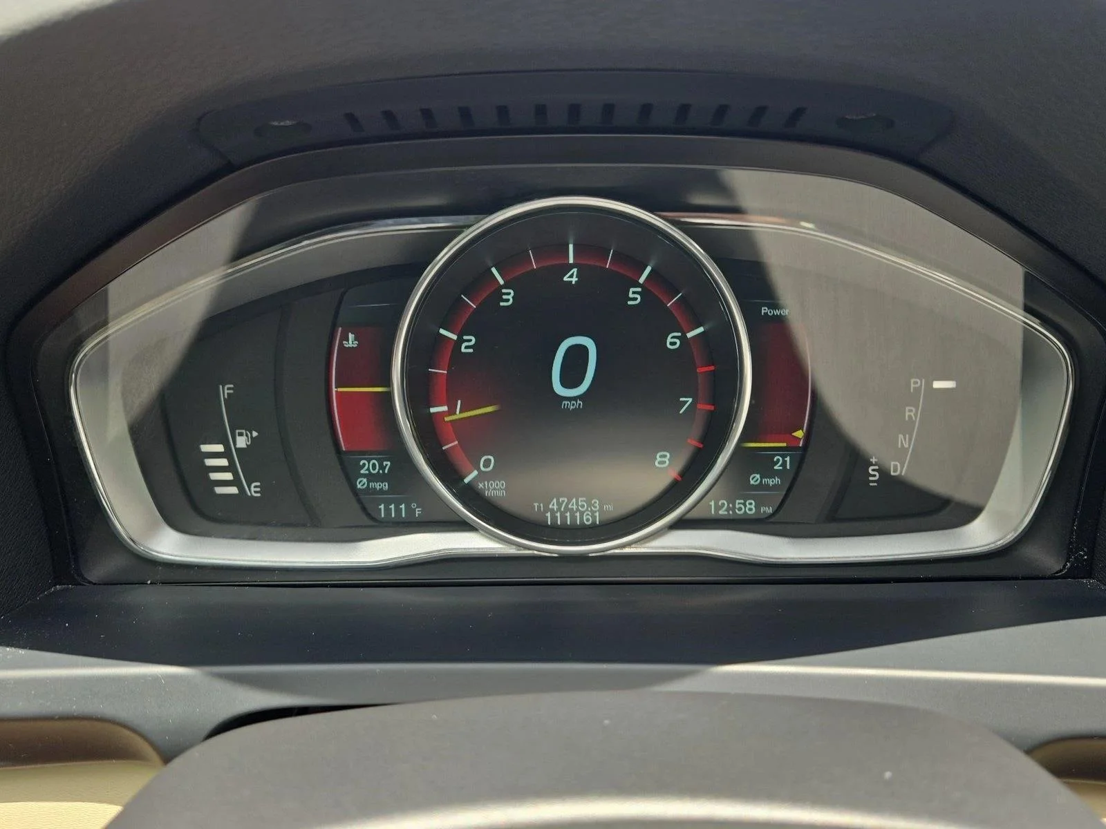 Used 2014 Ice White Volvo T5 Premier image 11
