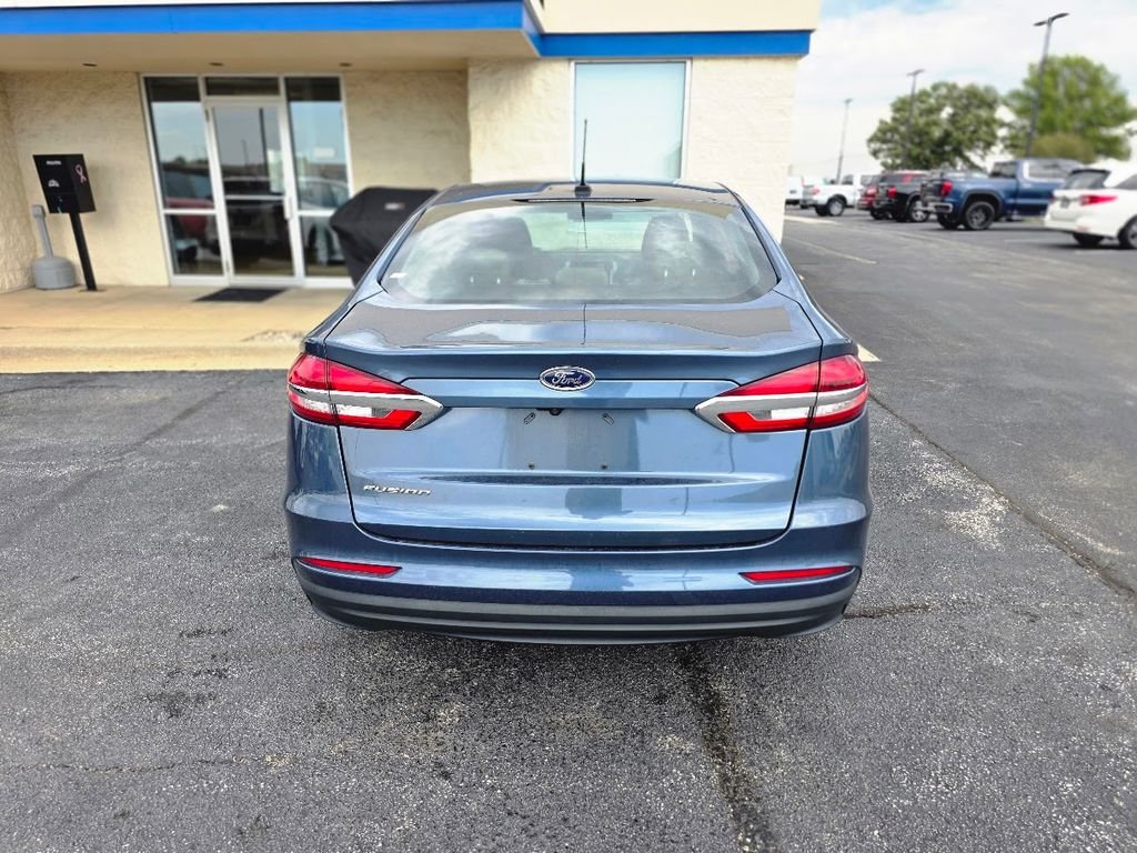 Used 2019 Blue Metallic Ford S image 3