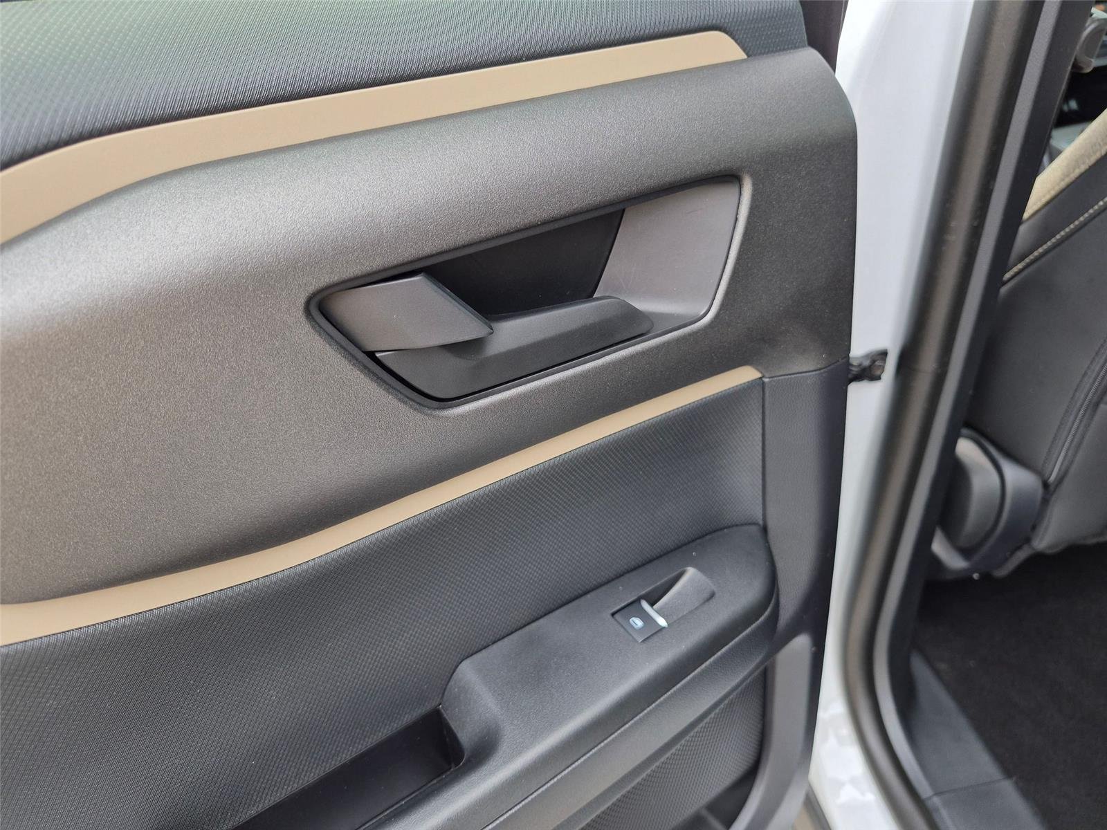 Used 2025 Oxford White Ford Big Bend image 22