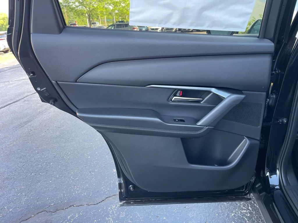 New 2026 Jet Black Mica Mazda 2.5 S Select AWD image 16