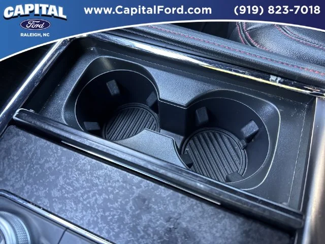 Used 2023  Ford Limited image 32