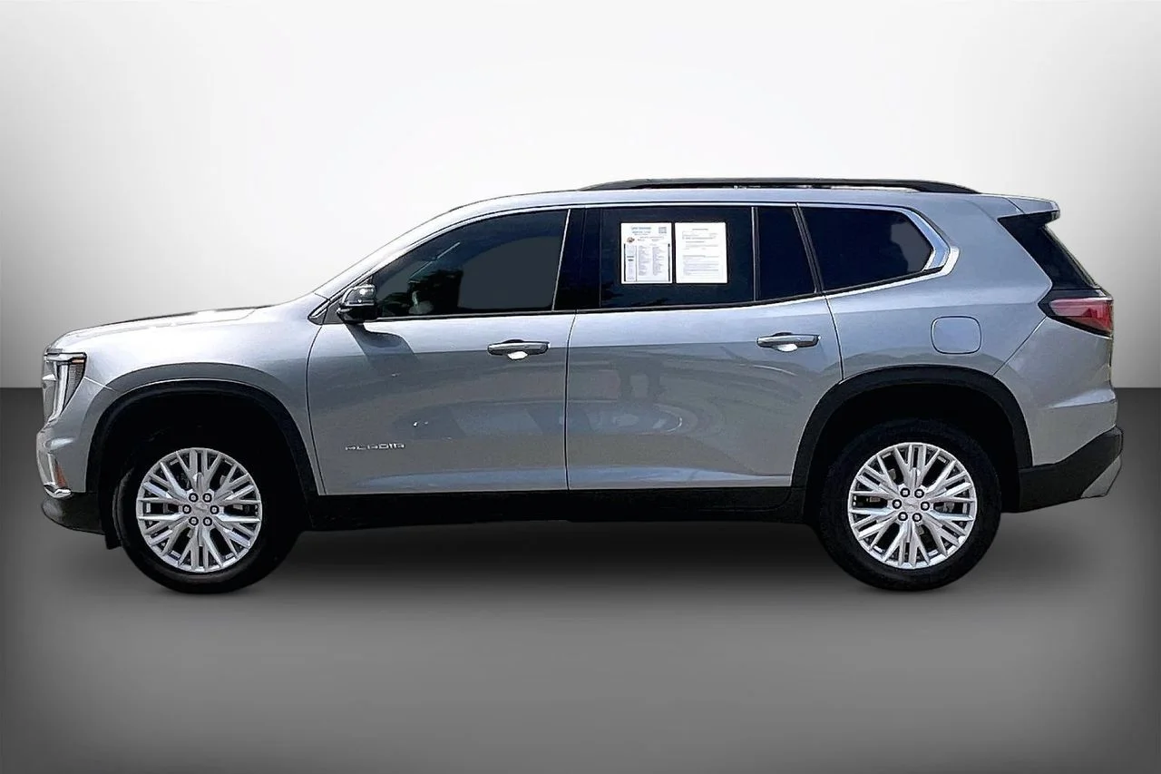 Certified Used 2025 Silver GMC Elevation image 5