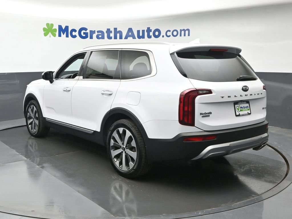 Used 2021 White Kia SX image 28