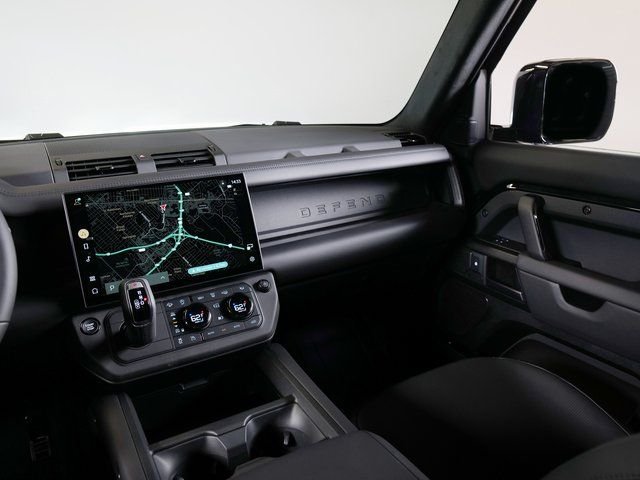 New 2026  Land Rover  image 17