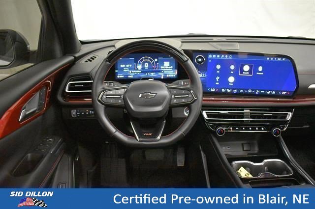 Used 2024 Summit White Chevrolet AWD RS image 4