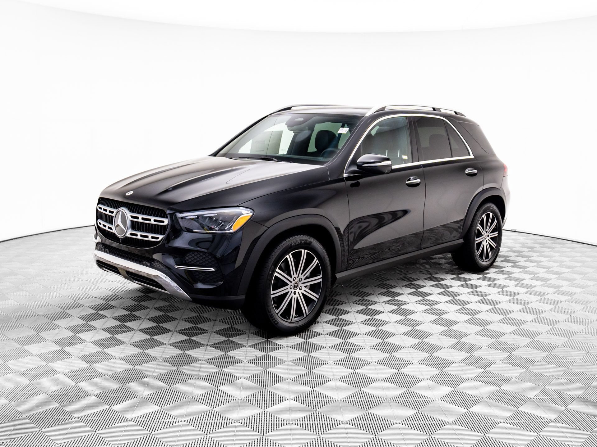 New 2026 Obsidian Black Metallic Mercedes-Benz GLE 350 image 40