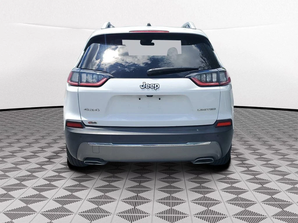 Used 2019 White Jeep Limited image 3