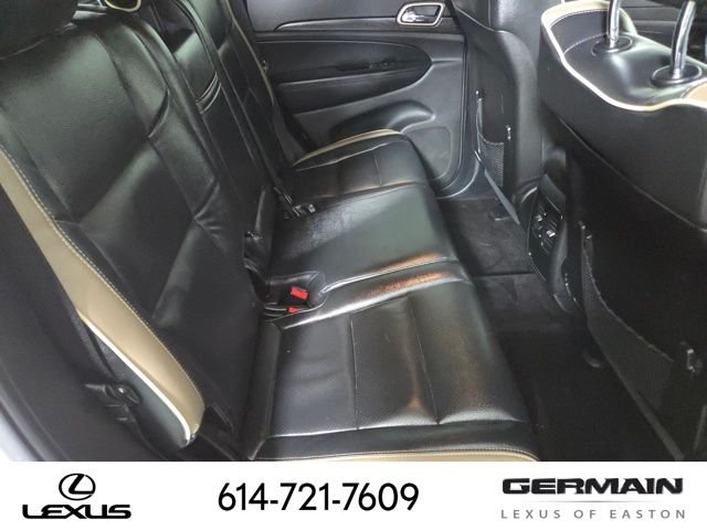 Used 2016 White Jeep Laredo image 22