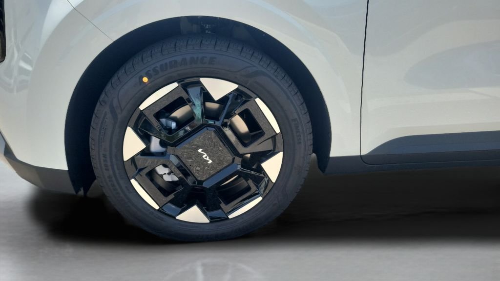 New 2026 Snow White Pearl Kia EX image 27