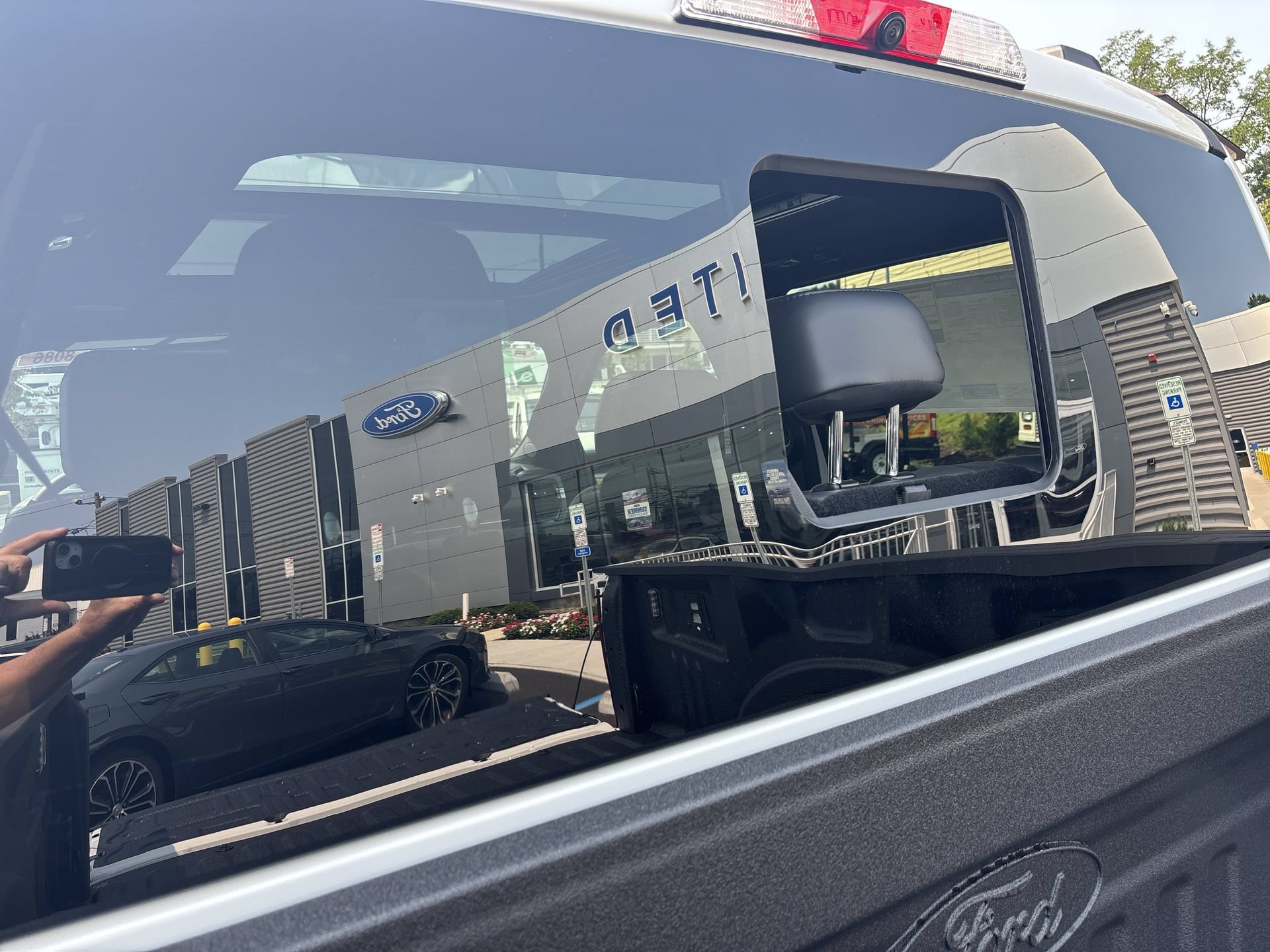 New 2026 Star White Metallic Tri-Coat Ford F-350® Platinum® image 38