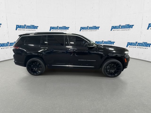 Used 2021 Black Jeep Summit image 13