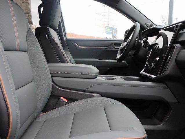 2026 GMC Acadia AT4 - Photo 7