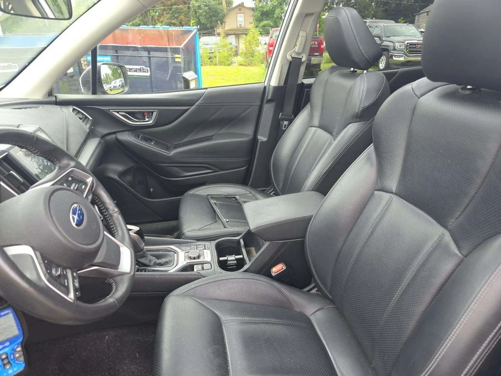 Used 2019 White Subaru Limited image 2