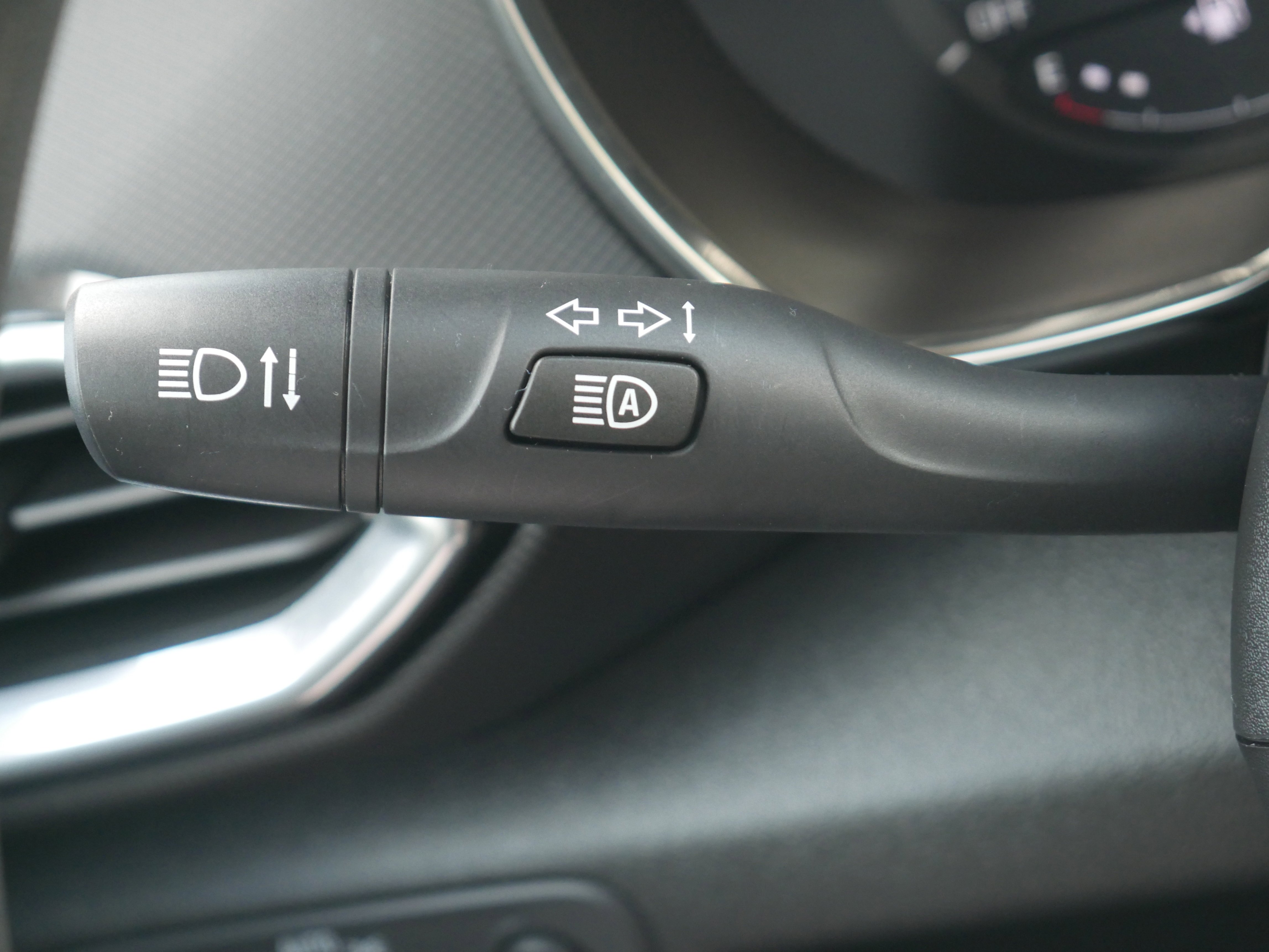 Used 2023 Sterling Gray Metallic Chevrolet LT image 24