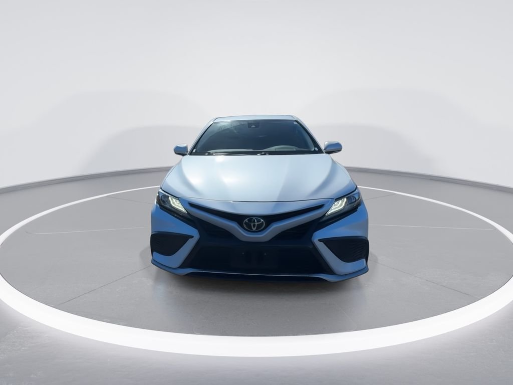 2022 Toyota Camry XSE - Photo 3