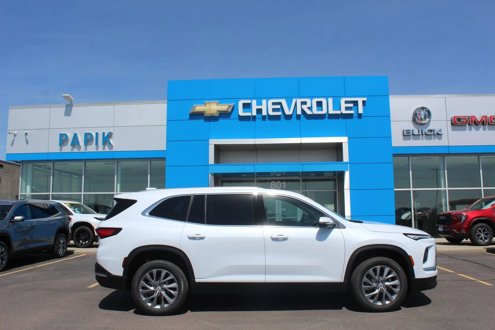 2026 Buick Enclave Preferred AWD's photo