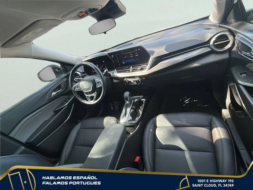 Used 2024 Summit White Chevrolet ACTIV image 28