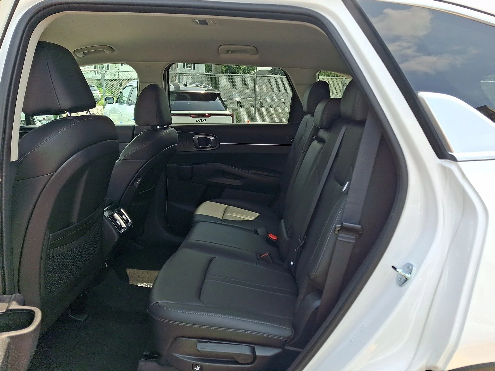 New 2026 White Kia S image 8