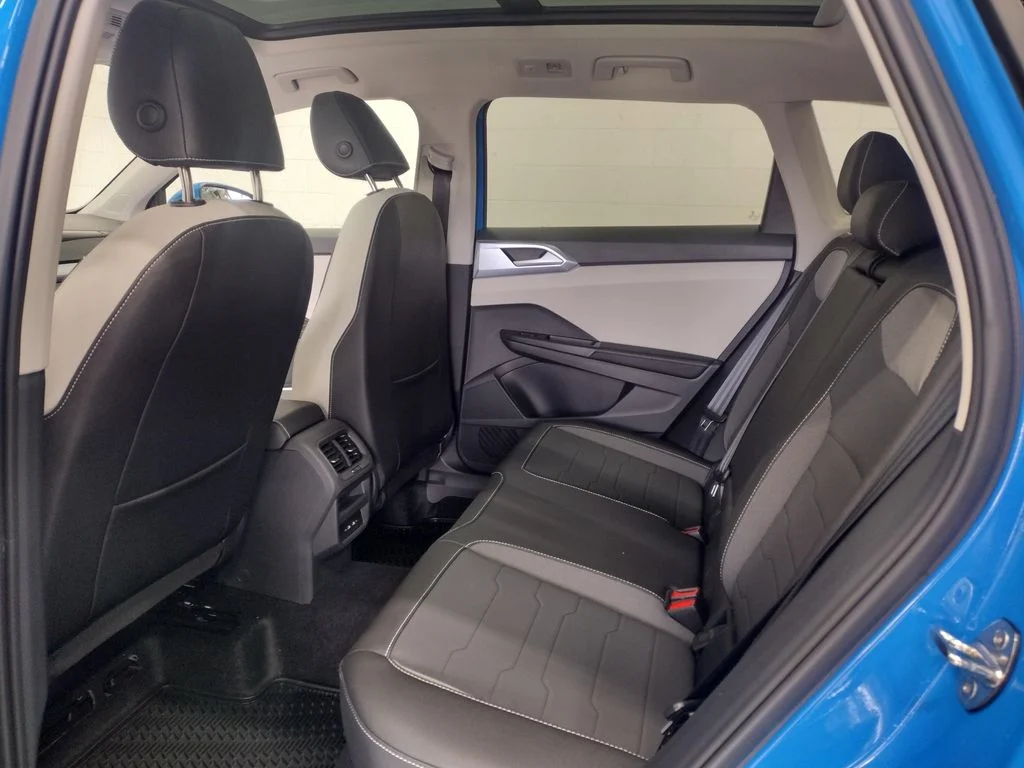 New 2026 Blue Volkswagen 1.5T SE image 22