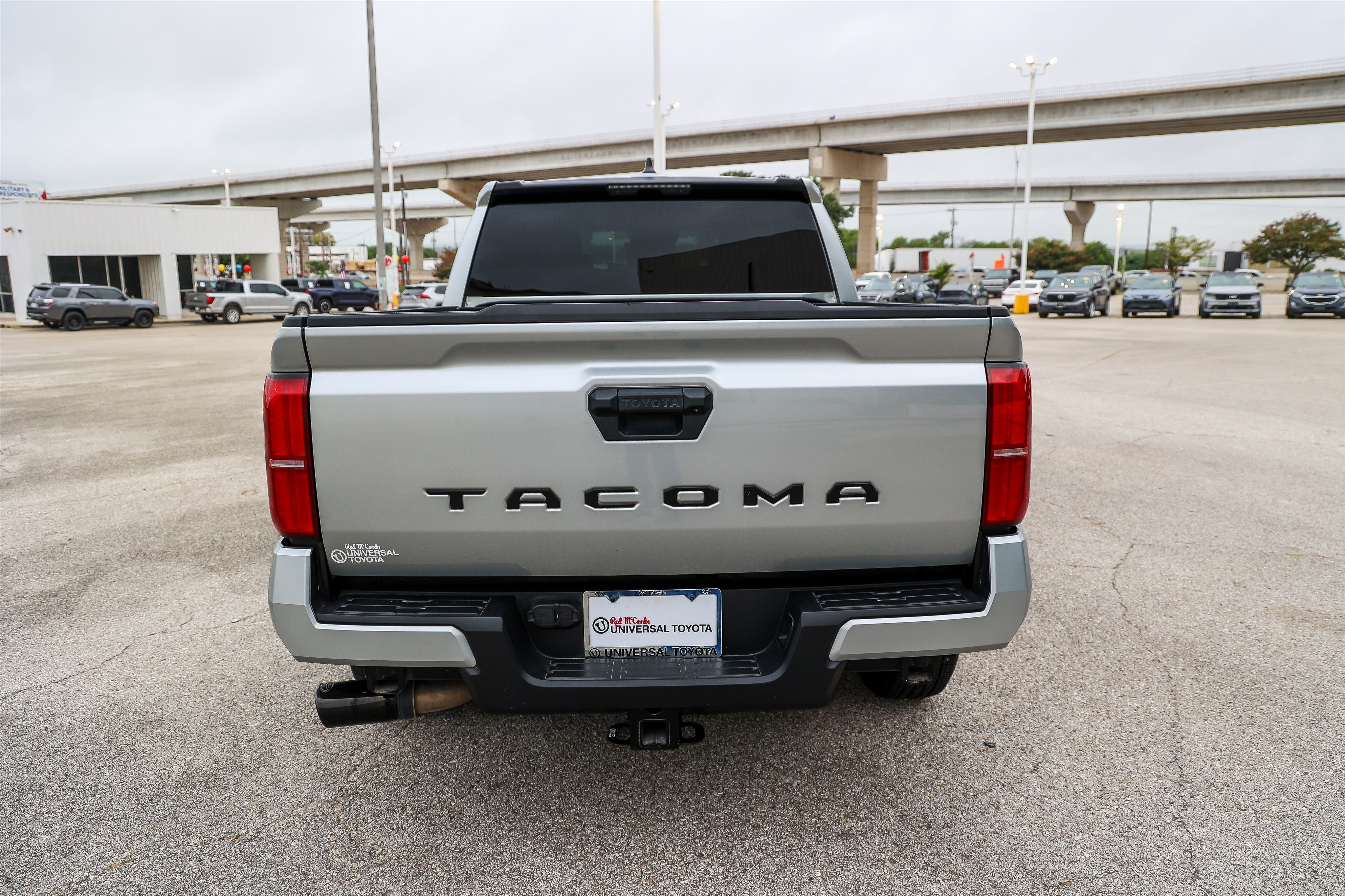 Used 2025 Silver Toyota SR5 image 7