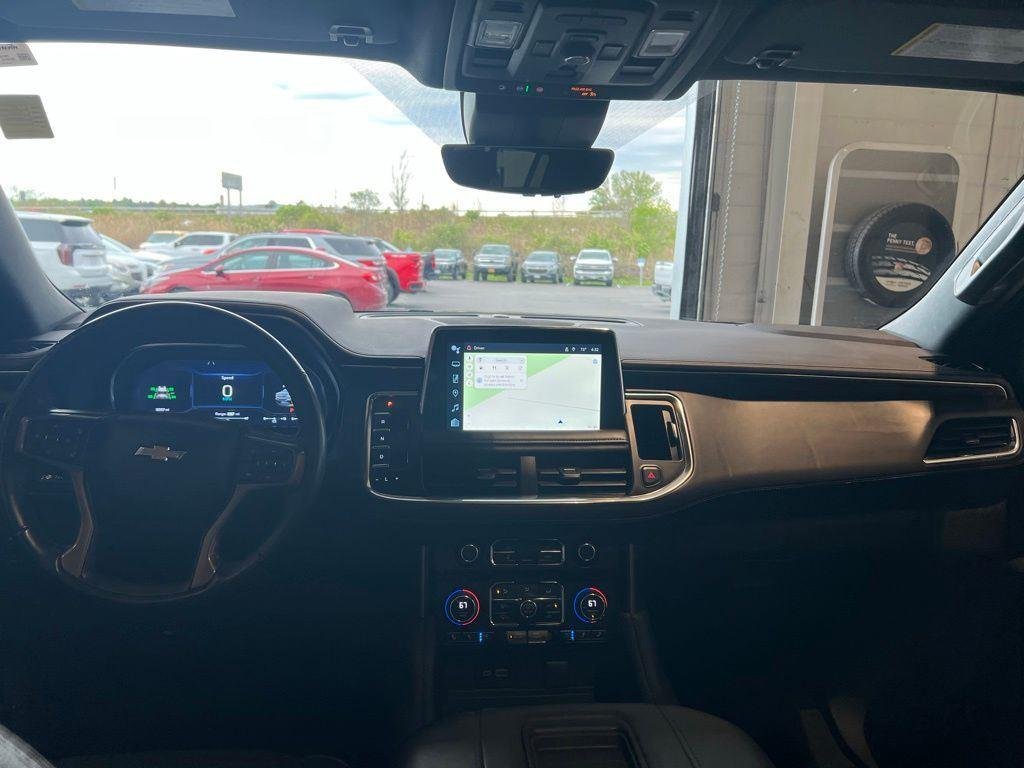Used 2023 Black Chevrolet High Country image 16