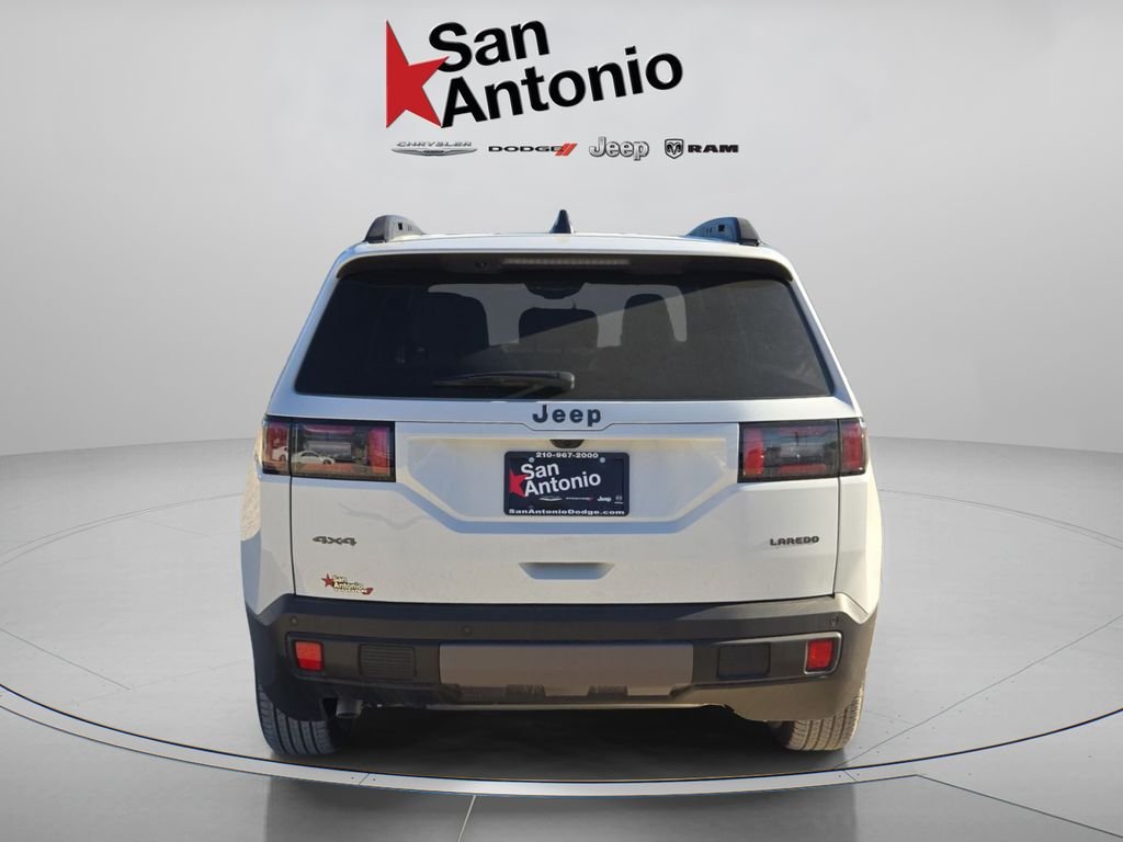 New 2026 Bright White Clear-Coat Exterior Paint Jeep Laredo image 14