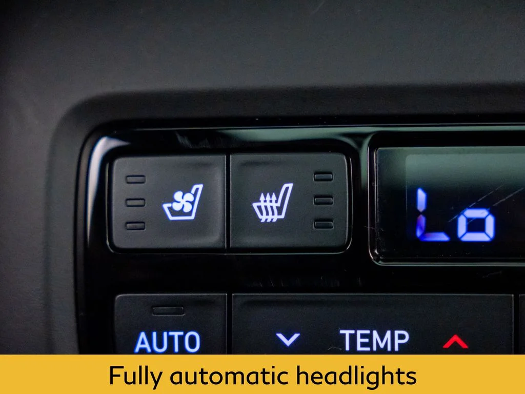 Used 2025 Black Hyundai Calligraphy Night Edition image 22