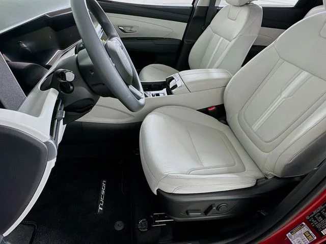 New 2026 Hyundai TUCSON SEL