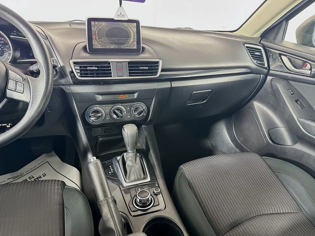 Used 2016 Blue Mazda i Sport image 26