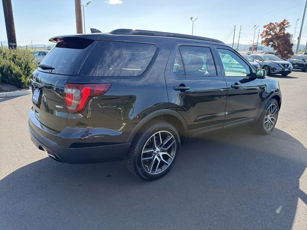 Used 2017 Shadow Black Ford Sport image 4