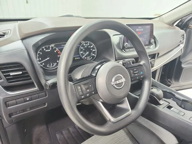 Used 2023 Black Nissan SV image 18