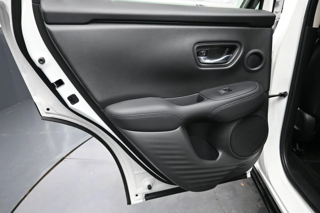 New 2026 Platinum White Pearl Honda EX-L image 18