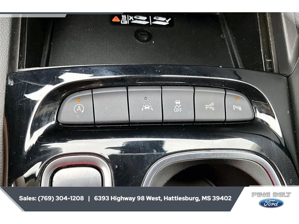 Used 2023 Ebony Twilight Metallic Buick Avenir image 23