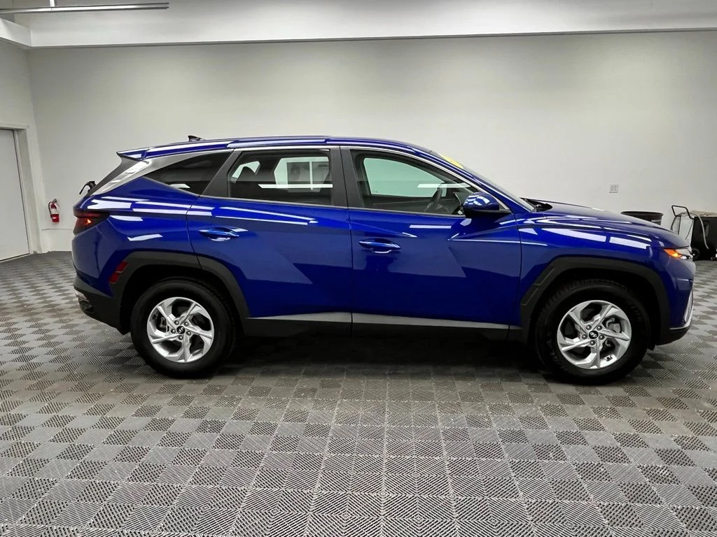 Used 2023 Blue Hyundai SE image 7
