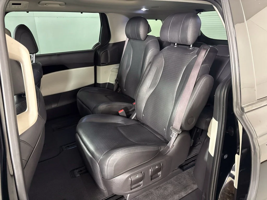 Used 2024 Black Kia SX Prestige image 26