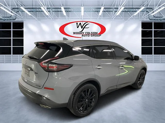Used 2024 Gray Nissan SV image 4