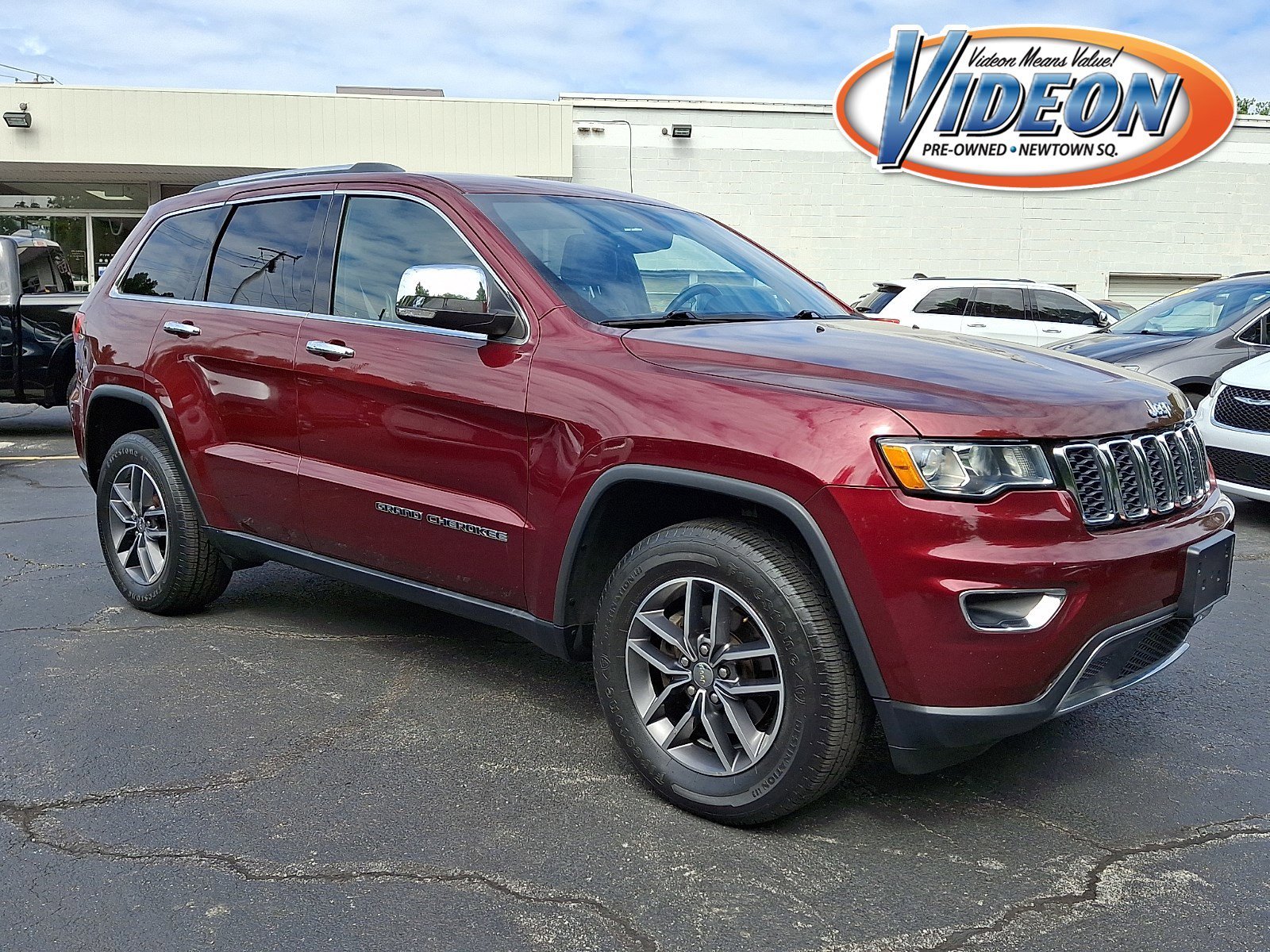 Certified Used 2017 Velvet Red Pearlcoat Jeep Limited image 1