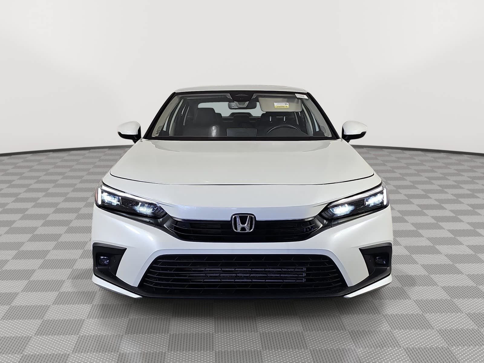 Used 2023 White Honda Touring image 3